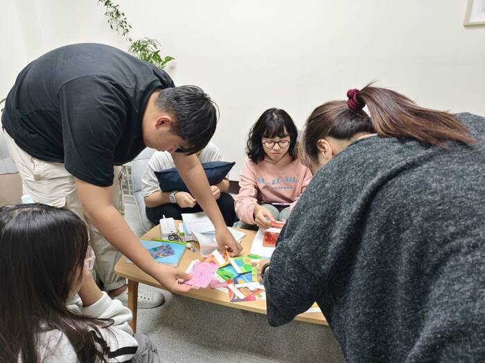 學務處諮商輔導組|114年11月-12月自我探索|夜間團體圖片